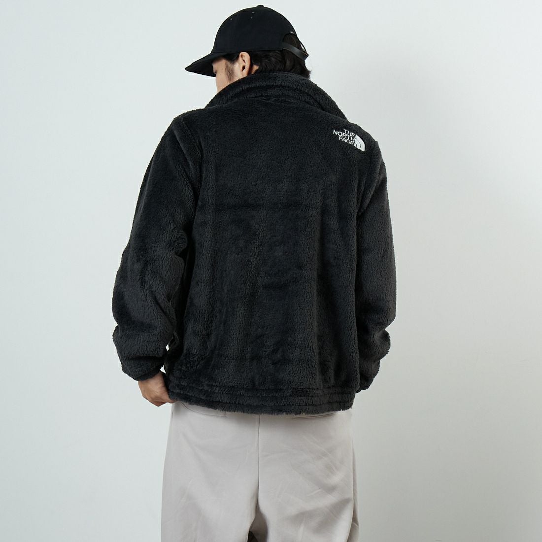 THE NORTH FACE [ザ ノースフェイス] バーサロフトジャケット [NA62550] K &&モデル身長：179cm 着用サイズ：M&&