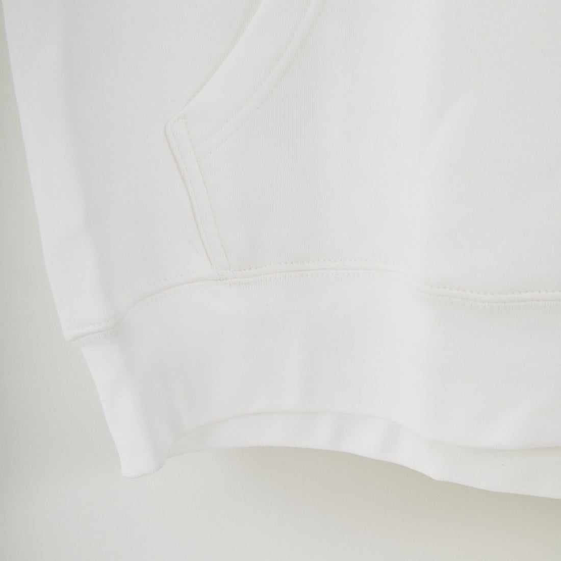 MUSIC TEE [ミュージックティー] The Rolling Stones ロックプリントプルオーバーフーディ [LEOPARD-TONGUE] WHITE