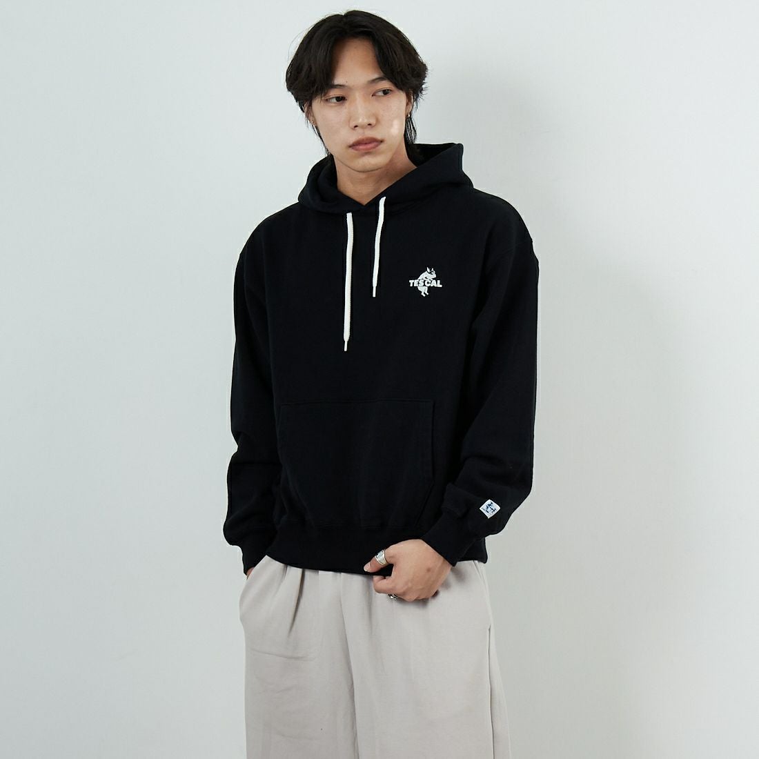 01 BLACK&&モデル身長：179cm 着用サイズ：M&&