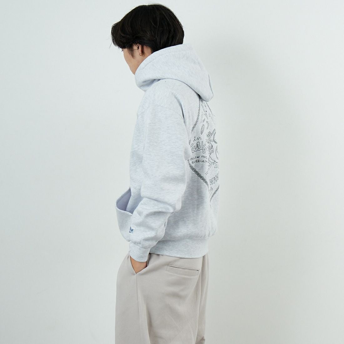 The Endless Summer [エンドレスサマー] バンダナ刺繍 ビッグスウェットパーカー [C-25774301] 06 OATMEAL &&モデル身長：179cm 着用サイズ：M&&