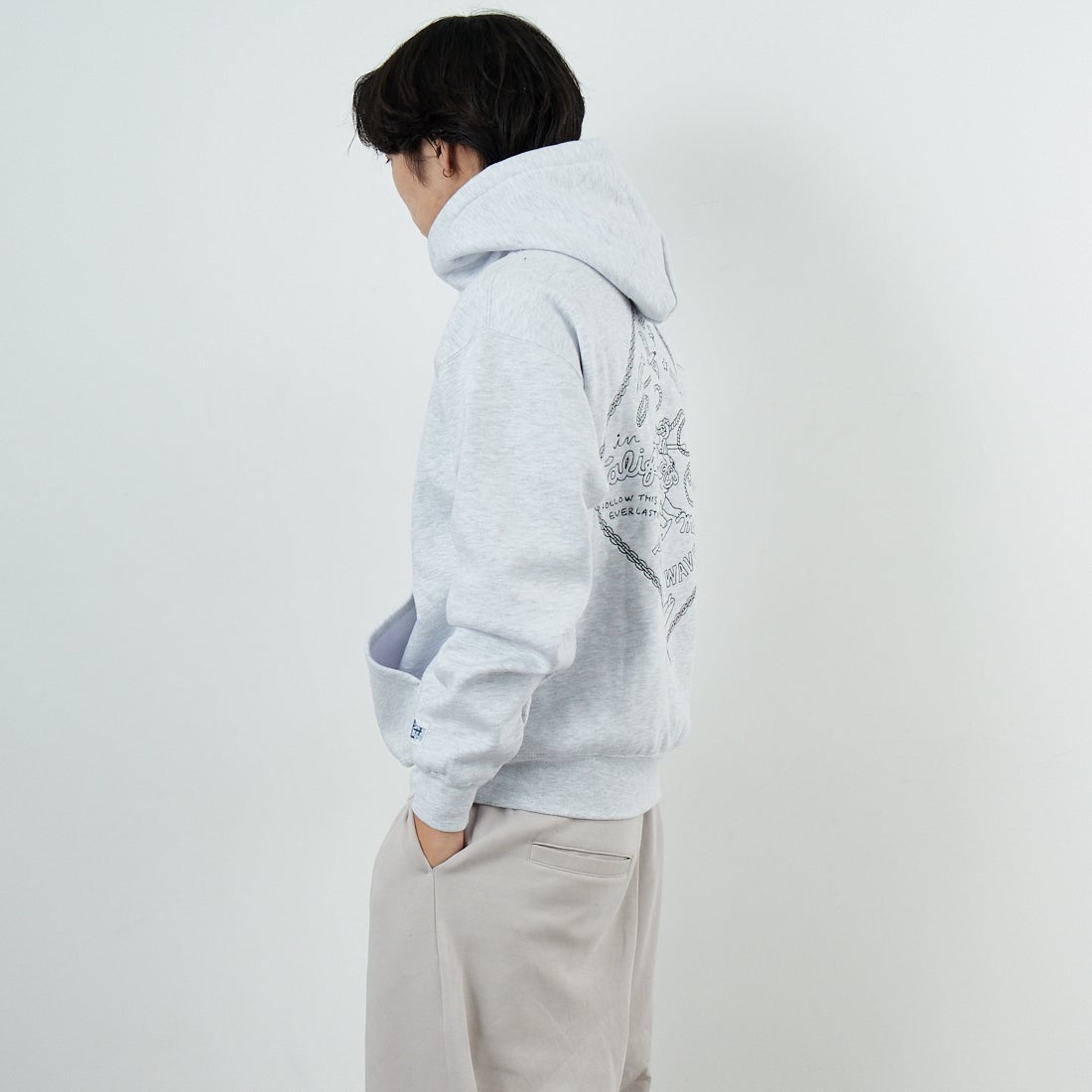 The Endless Summer [エンドレスサマー] バンダナ刺繍 ビッグスウェットパーカー [C-25774301] 06 OATMEAL &&モデル身長：179cm 着用サイズ：M&&