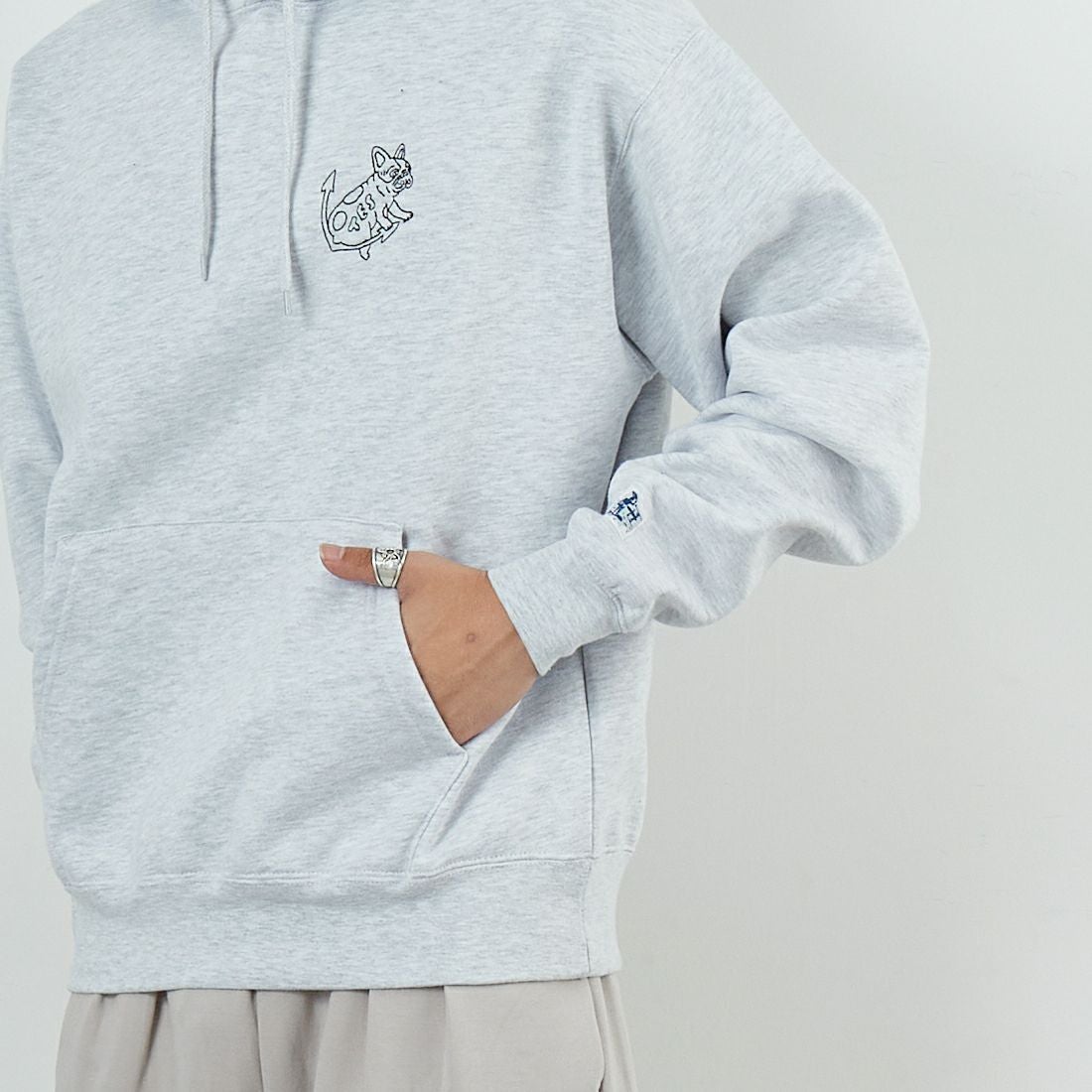 The Endless Summer [エンドレスサマー] バンダナ刺繍 ビッグスウェットパーカー [C-25774301] 06 OATMEAL &&モデル身長：179cm 着用サイズ：M&&