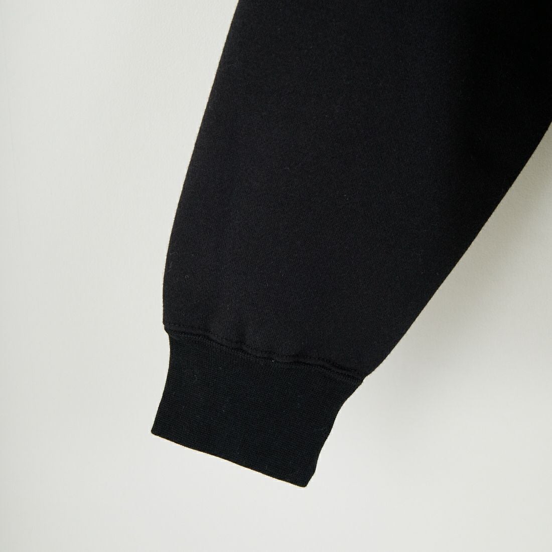 The Endless Summer [エンドレスサマー] 60s ローラーダービーロゴ刺繍 クルーネックスウェット [C-25774302] 01 BLACK