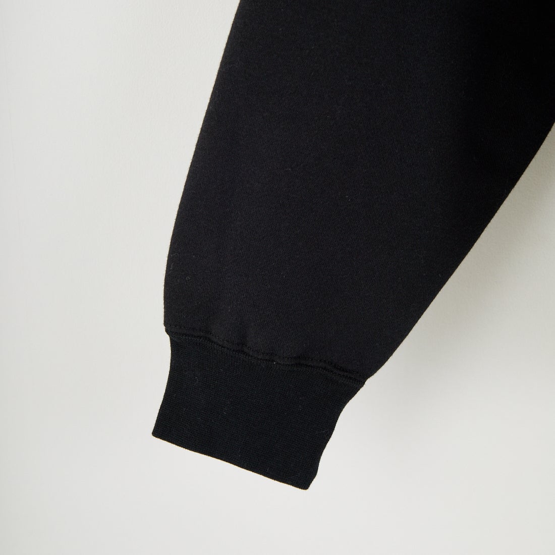 The Endless Summer [エンドレスサマー] 60s ローラーダービーロゴ刺繍 クルーネックスウェット [C-25774302] 01 BLACK