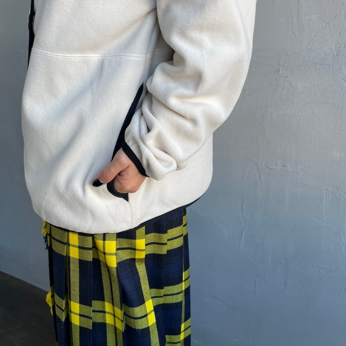 NANGA [ナンガ] エアウォーム フリースカーディガン [N2531-1P113B] IVO &&モデル身長：150cm 着用サイズ：WM&&