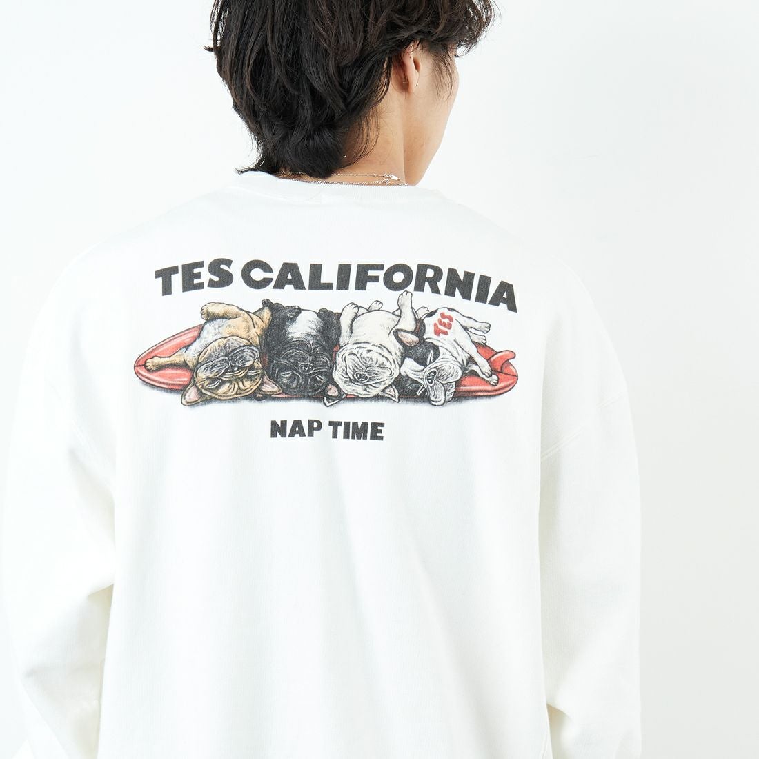 The Endless Summer [エンドレスサマー] 別注 NAP TIME クルーネックスウェット [FH-25774502-JF] WHITE &&モデル身長：179cm 着用サイズ：XL&&