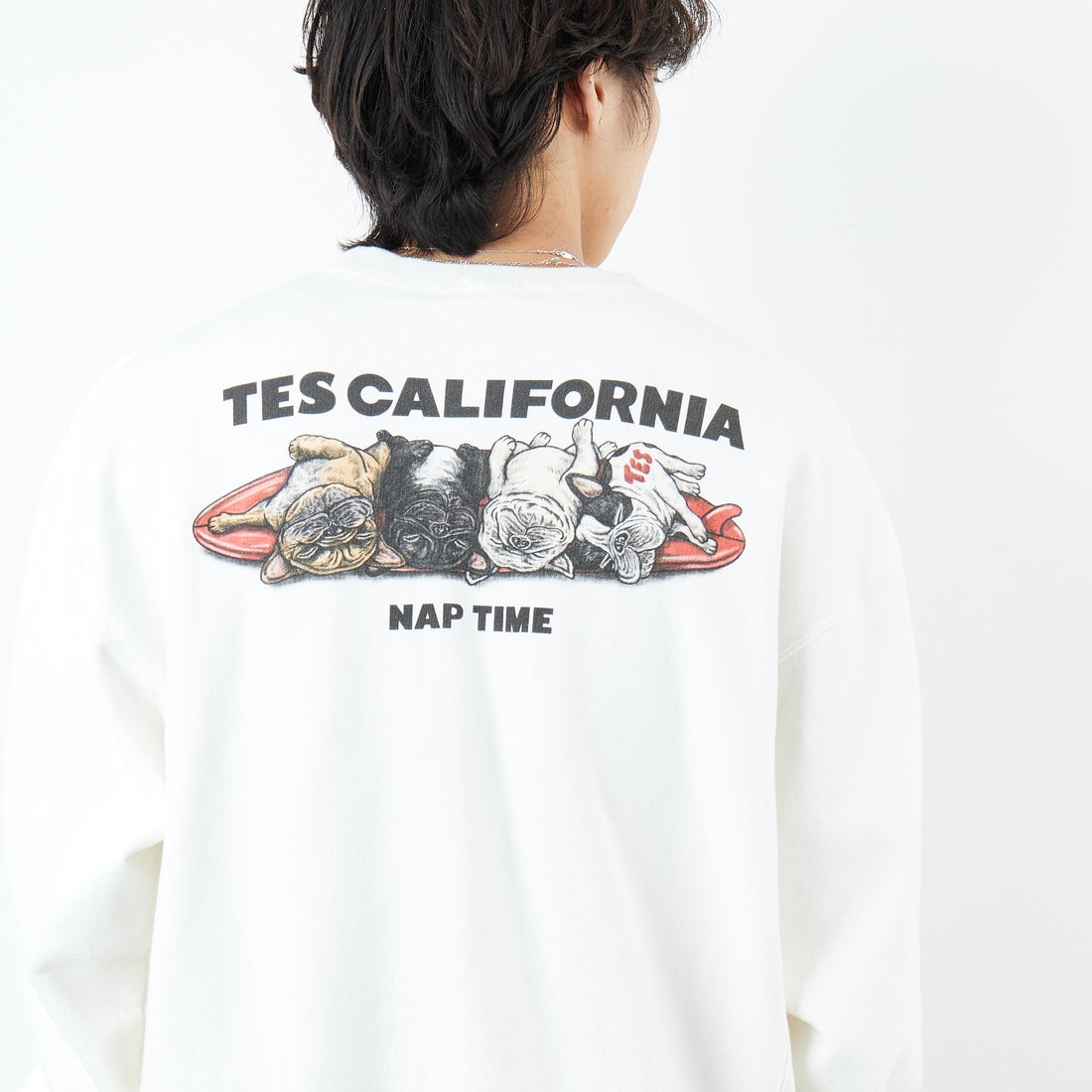 The Endless Summer [エンドレスサマー] 別注 NAP TIME クルーネックスウェット [FH-25774502-JF] WHITE &&モデル身長：179cm 着用サイズ：XL&&