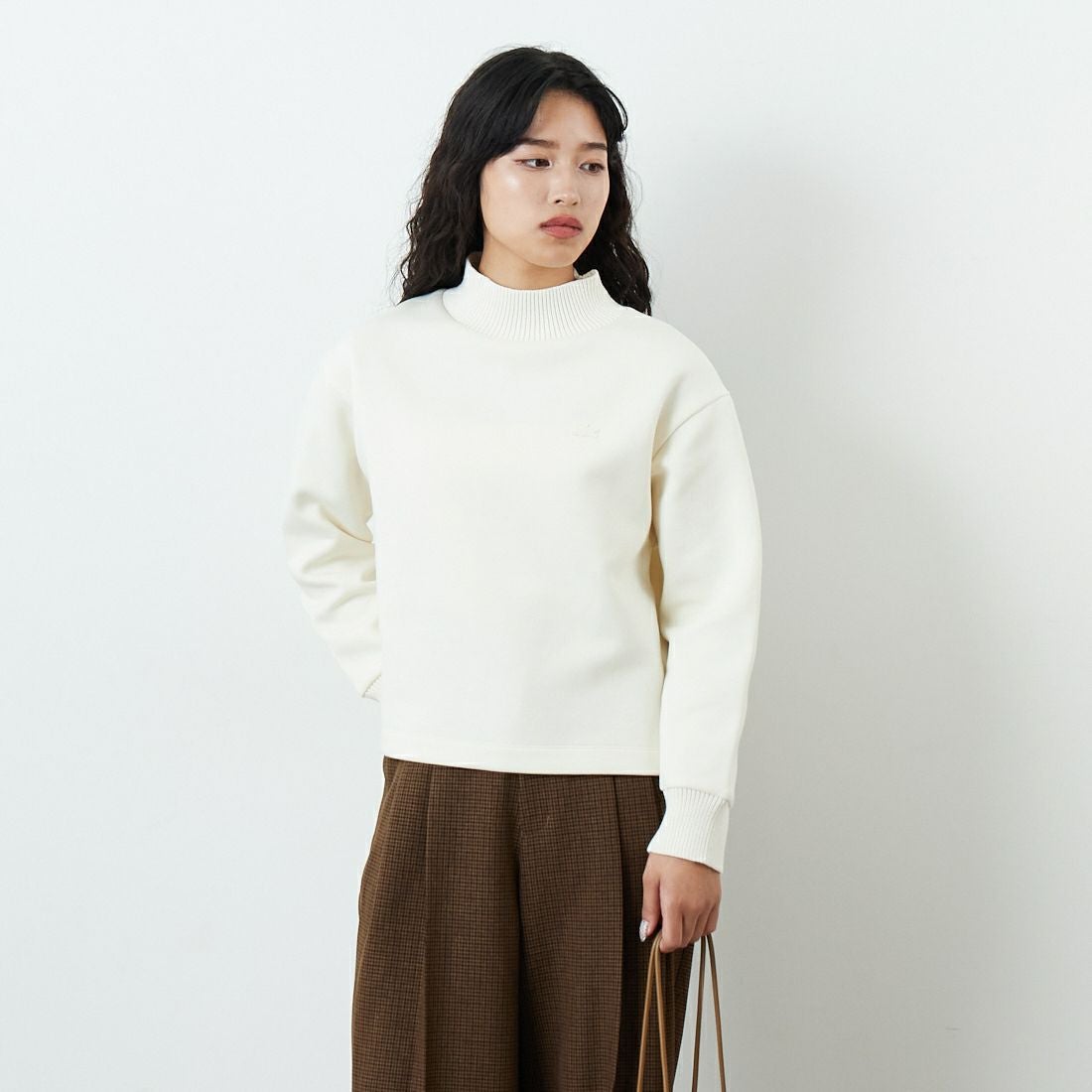 LACOSTE [ラコステ] ダンボールニットプルオーバー [SF011] XFJ LAPLAN &&モデル身長：162cm 着用サイズ：36&&