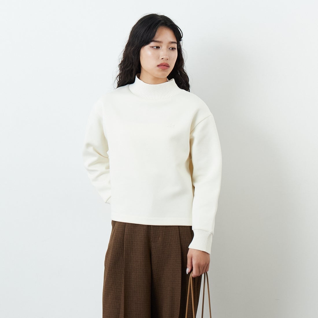 LACOSTE [ラコステ] ダンボールニットプルオーバー [SF011] XFJ LAPLAN &&モデル身長：162cm 着用サイズ：36&&