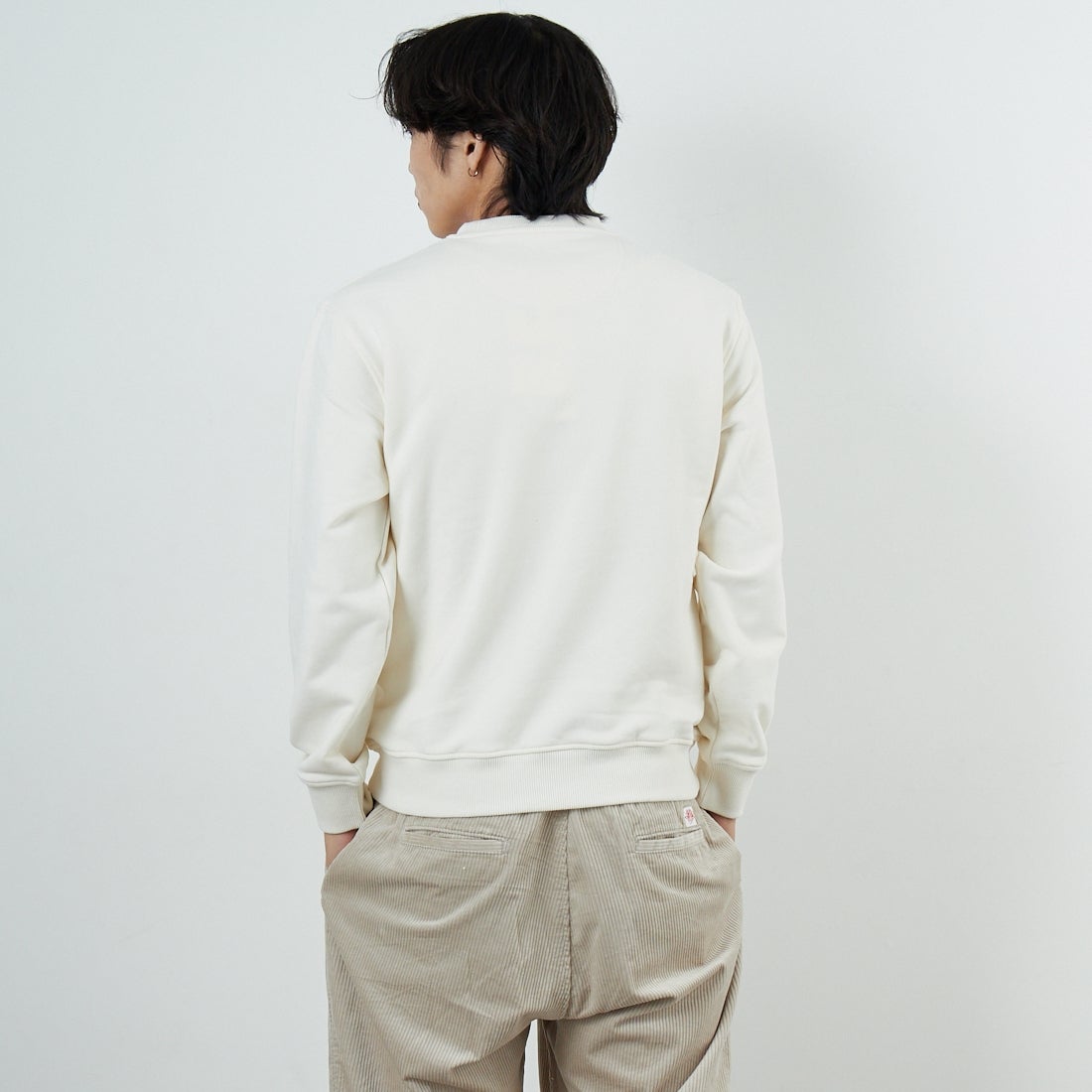 Barbour [バブアー] Allenby ワンポイントロゴスウェット [MOL0721] WH32 &&モデル身長：179cm 着用サイズ：M&&