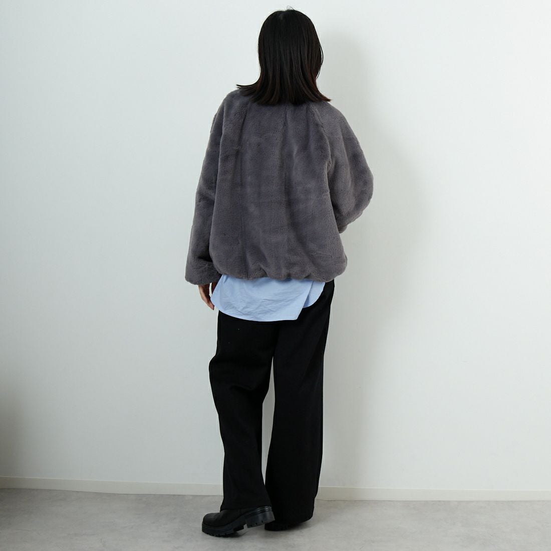 Jeans Factory Clothes [ジーンズファクトリークローズ] リバーシブルフェイクファーブルゾン [147221] 08 ﾁｬｺｰﾙ &&モデル身長：162cm 着用サイズ：F&&