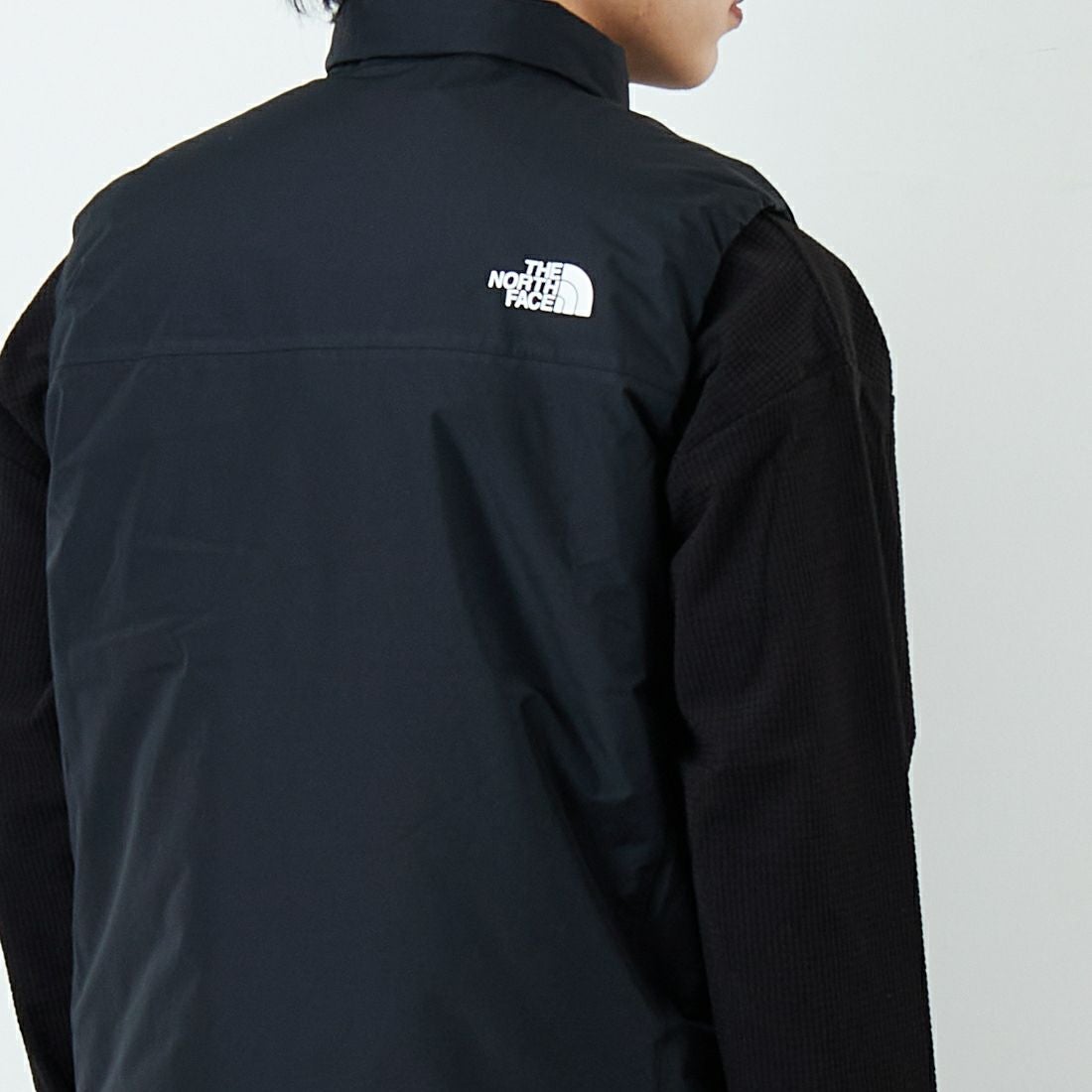 THE NORTH FACE [ザ ノースフェイス] GTXアクションインサレーテッドベスト [NY82580] K &&モデル身長：179cm 着用サイズ：M&&
