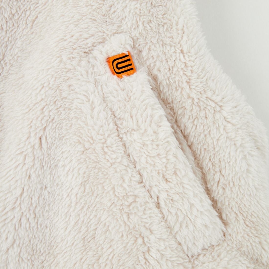 UNIVERSAL OVERALL [ユニバーサルオーバーオール] 別注 ショート丈ボアベスト [U2532436IN-JF] BEIGE