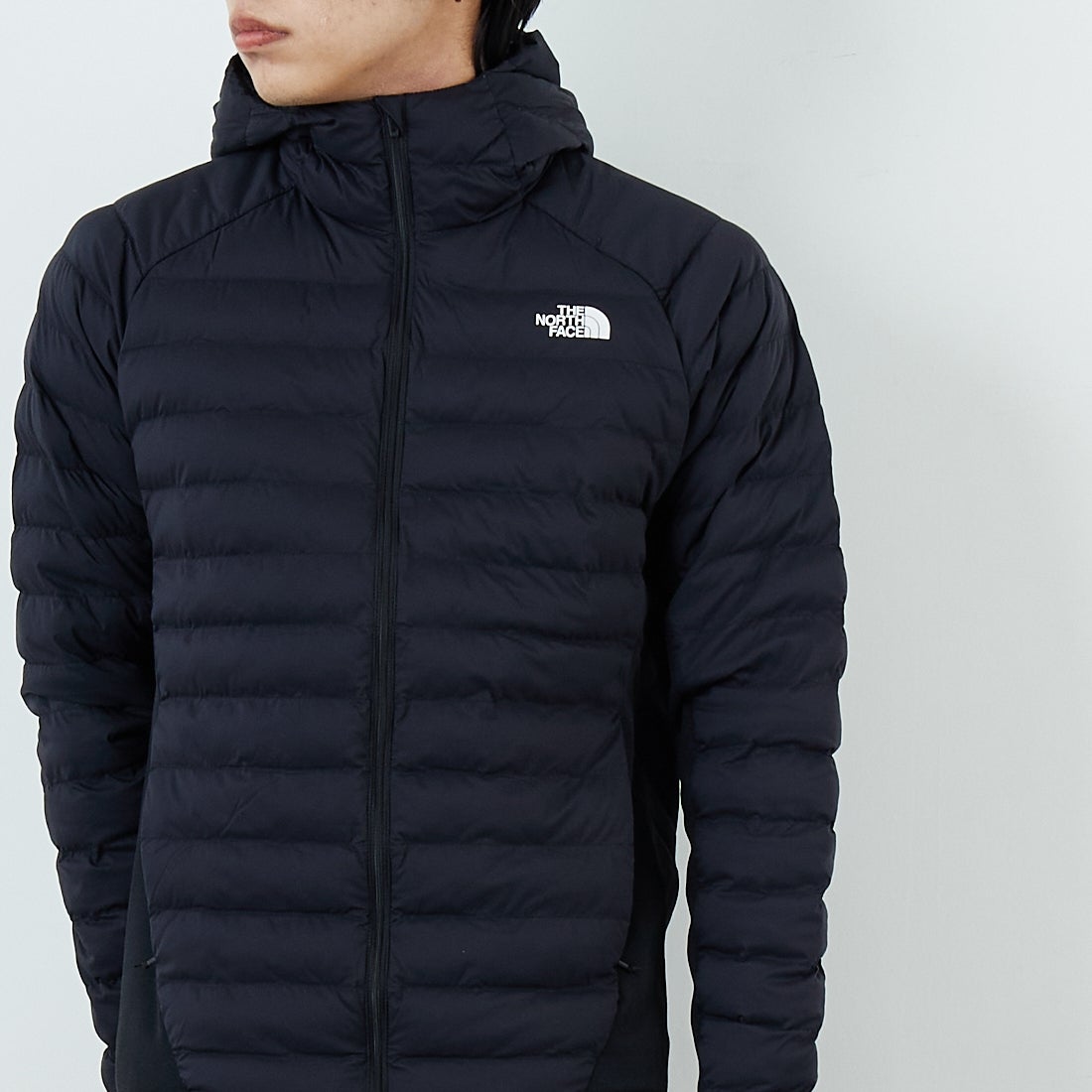 THE NORTH FACE [ザ ノースフェイス] レッドランフーディ [NY82576] K &&モデル身長：179cm 着用サイズ：M&&