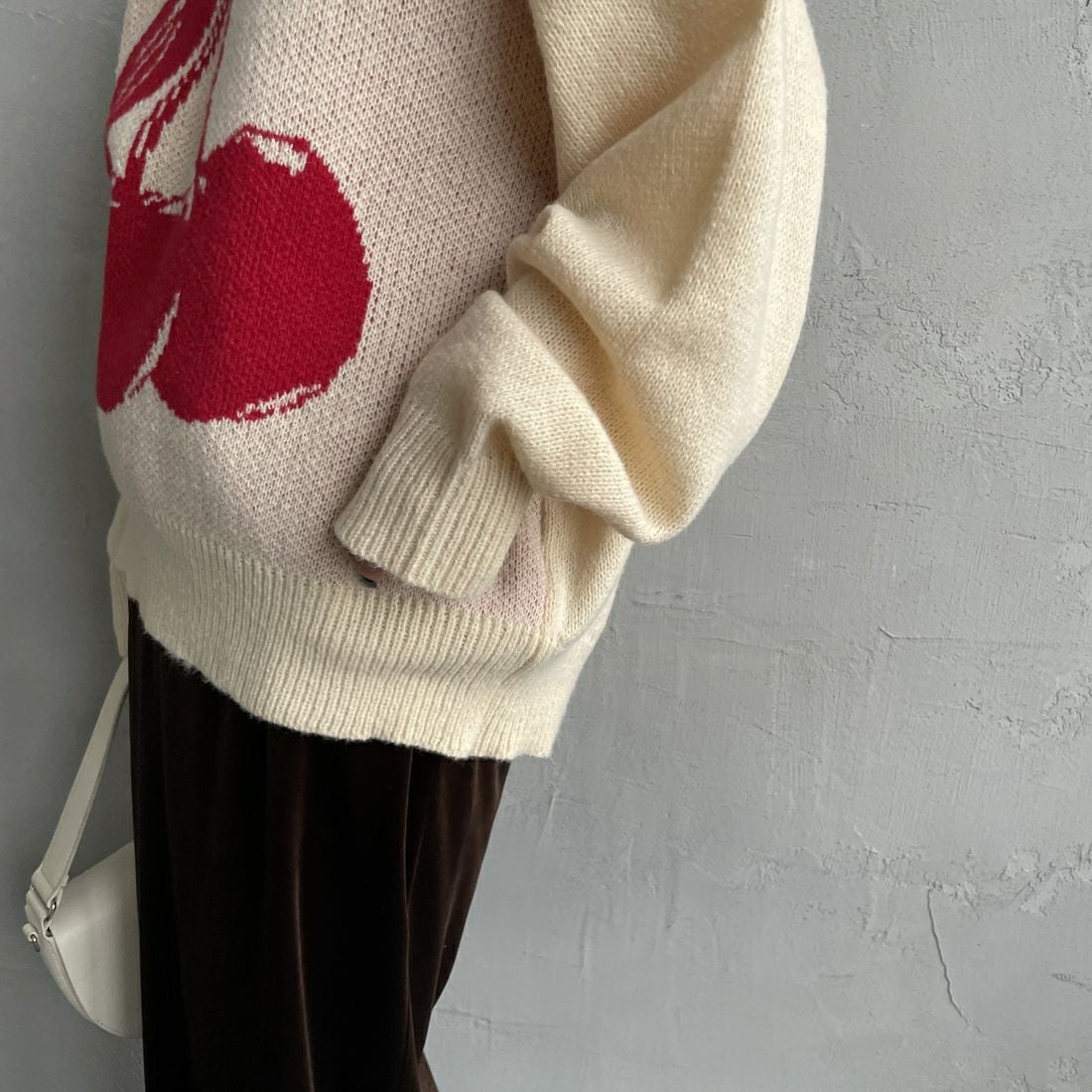 Noir Fabrik [ヌワールファブリック] アソートジャガードニットプルオーバー [NF25131043] 22 BEIGE &&モデル身長：150cm 着用サイズ：F&&