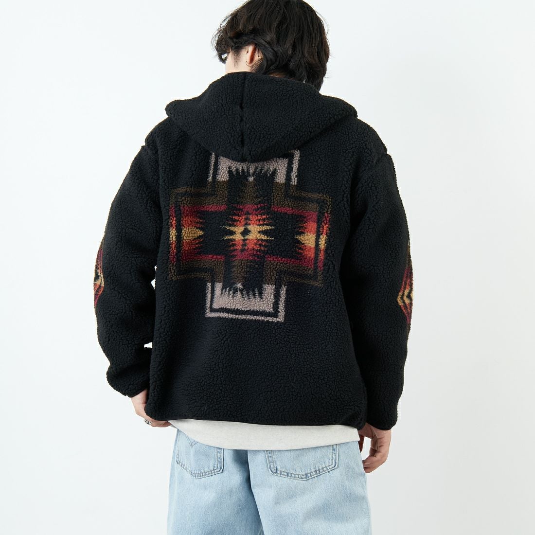PENDLETON [ペンドルトン] ジップボアフーディ [5475-1025] 49 BLACK H &&モデル身長：179cm 着用サイズ：L&&