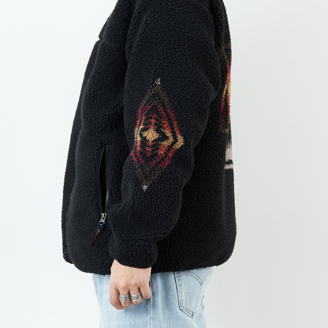 PENDLETON [ペンドルトン] ジップボアフーディ [5475-1025] 49 BLACK H &&モデル身長：179cm 着用サイズ：L&&