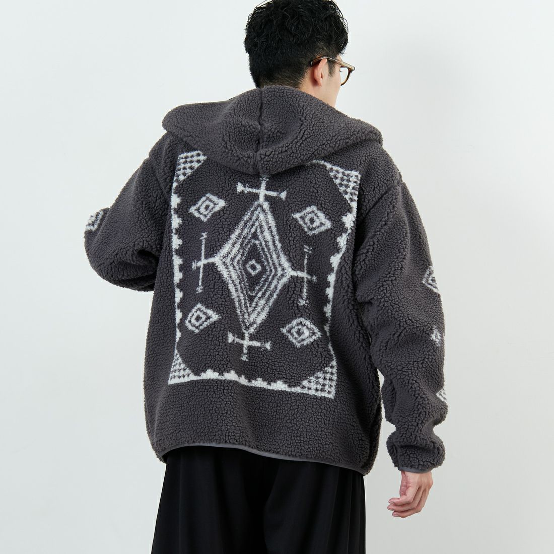 PENDLETON [ペンドルトン] ジップボアフーディ [5475-1025] 75 S.GRAY &&モデル身長：168cm 着用サイズ：M&&