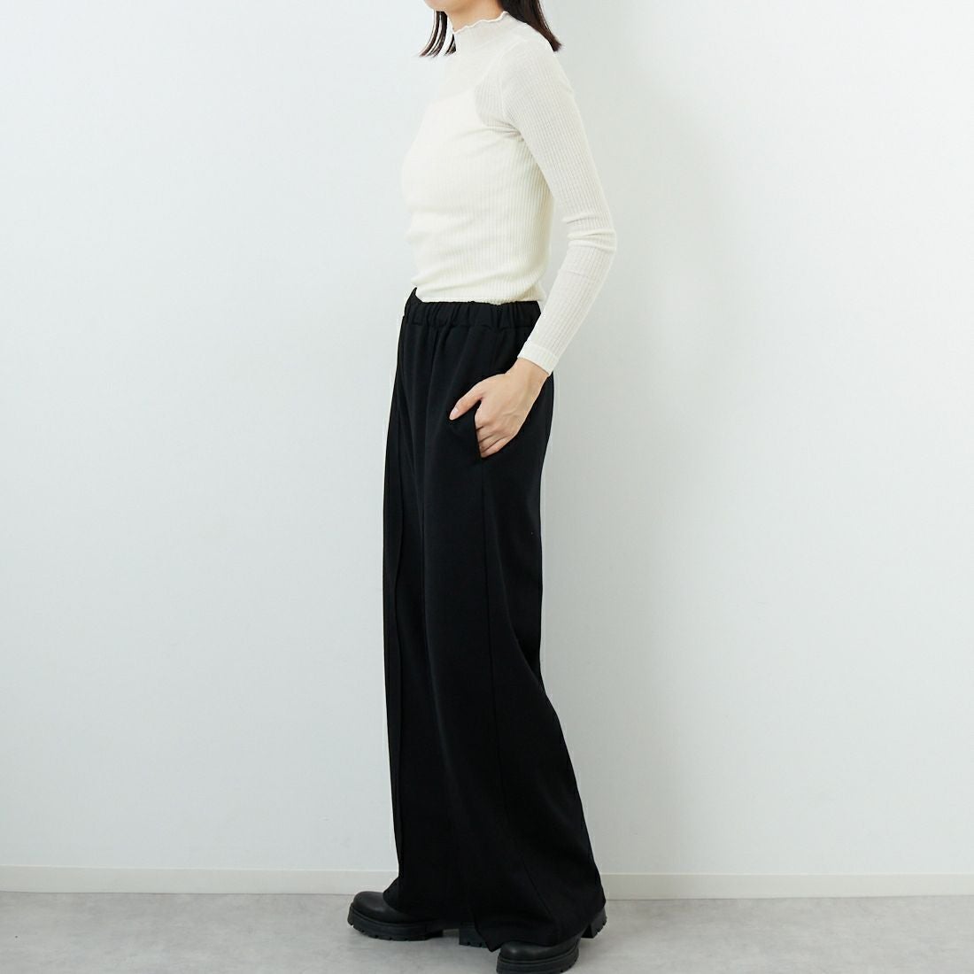 GICIPI [ジチピ] AGLIO/アーリオ ハイネックリブニットソー [2522A] PANNA &&モデル身長：162cm 着用サイズ：3&&