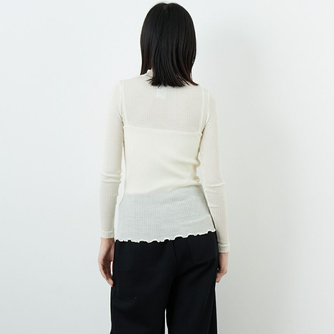 GICIPI [ジチピ] AGLIO/アーリオ ハイネックリブニットソー [2522A] PANNA &&モデル身長：162cm 着用サイズ：3&&