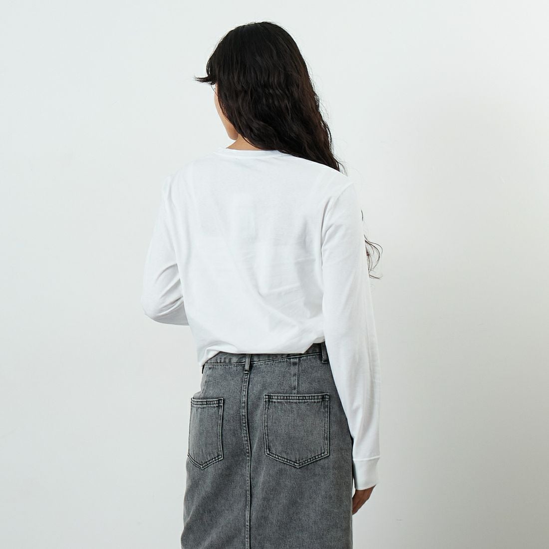 A.P.C. [アー・ペー・セー] Petite Rue Madame ロングスリーブTシャツ