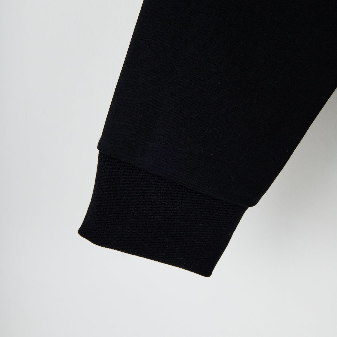 A.P.C. [アー・ペー・セー] Earl スウェットシャツ [SWEAT-EARL