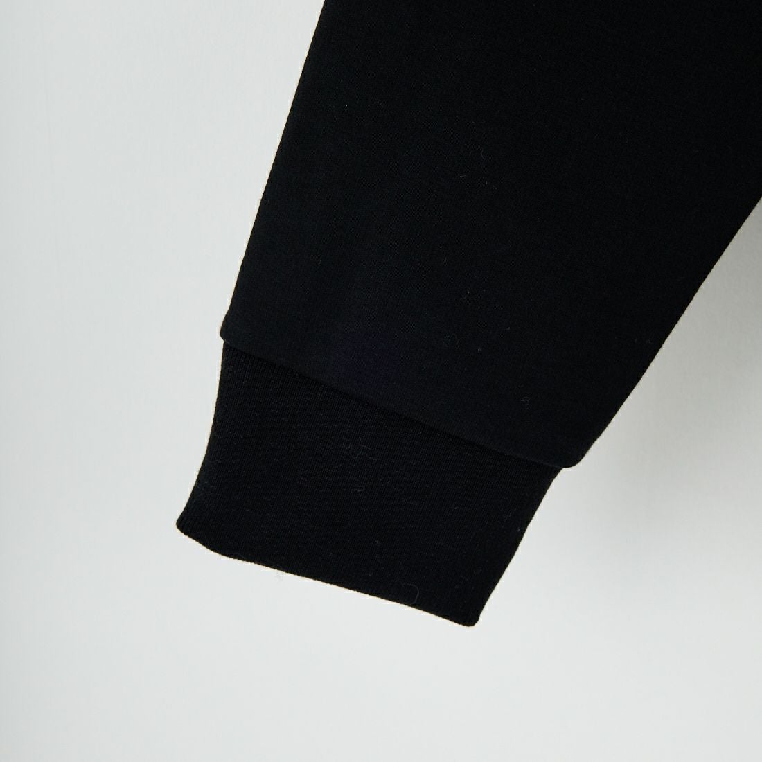 A.P.C. [アー・ペー・セー] Earl スウェットシャツ [SWEAT-EARL] 99 NOIR