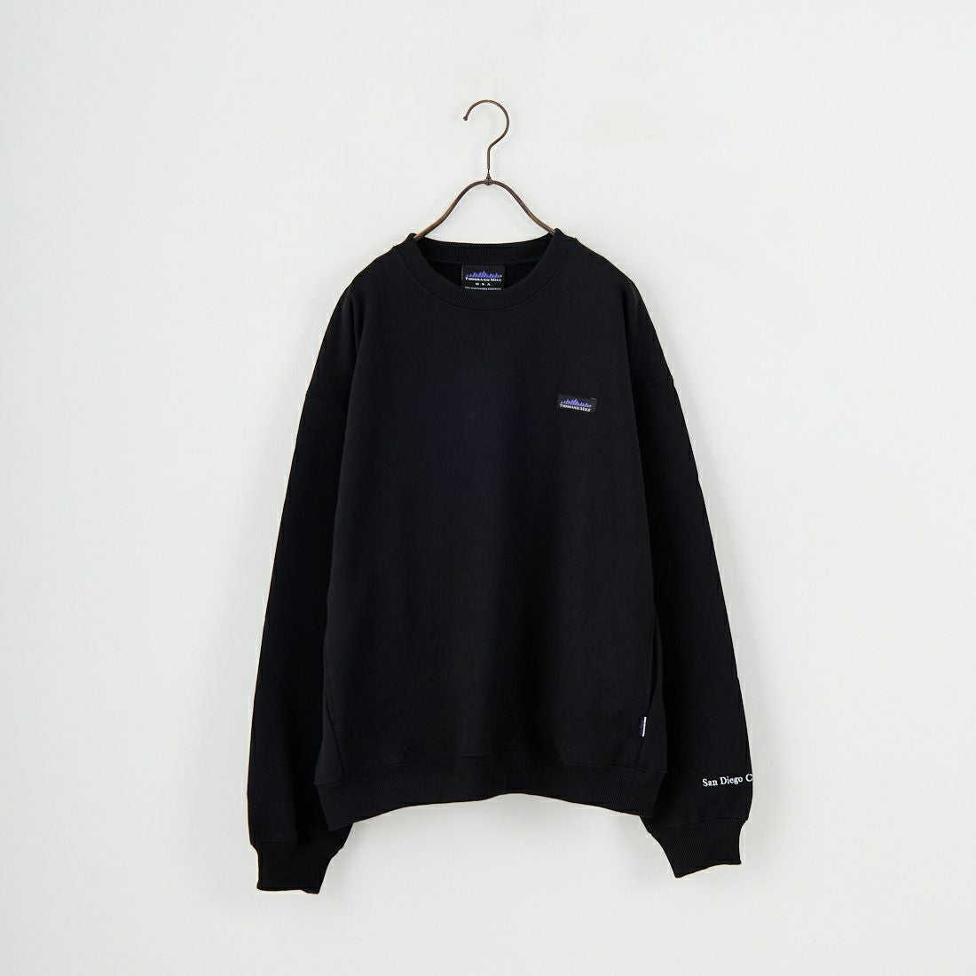 THOUSAND MILE [サウザンド マイル] 別注 ワンポイントロゴ クルーネックスウェット [TM252UK50510-JF] 09 BLACK