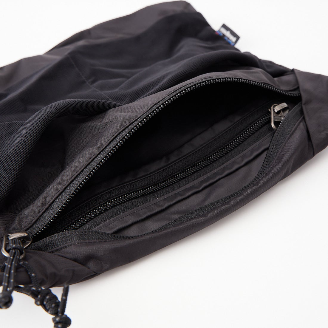 patagonia [パタゴニア] テラヴィア サコッシュ 3L [48835] BLK