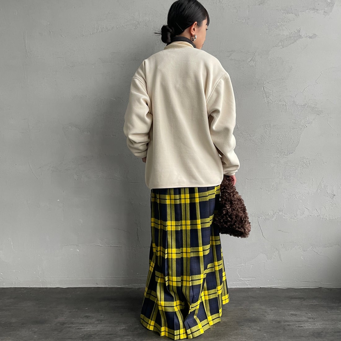THOUSAND MILE [サウザンド マイル] ニットフリースジップカーディガン [TM252KF00160] 03 OFF WHT &&モデル身長：150cm 着用サイズ：XS&&