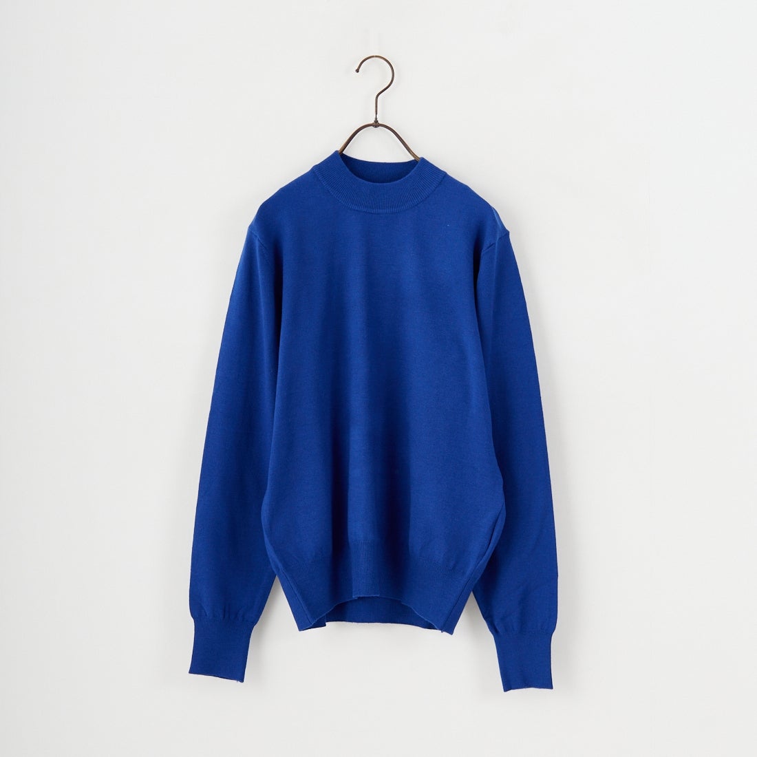 704 D.BLUE