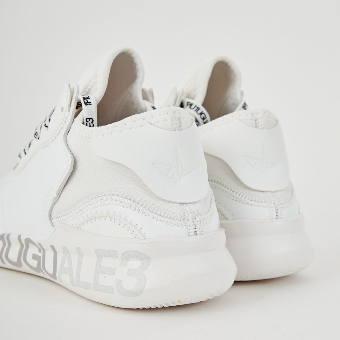 1PIU1UGUALE3 RELAX [ウノ ピゥ ウノ ウグァーレ トレ] グラデーションロゴスニーカー [USX-25023] SN10 WHITE