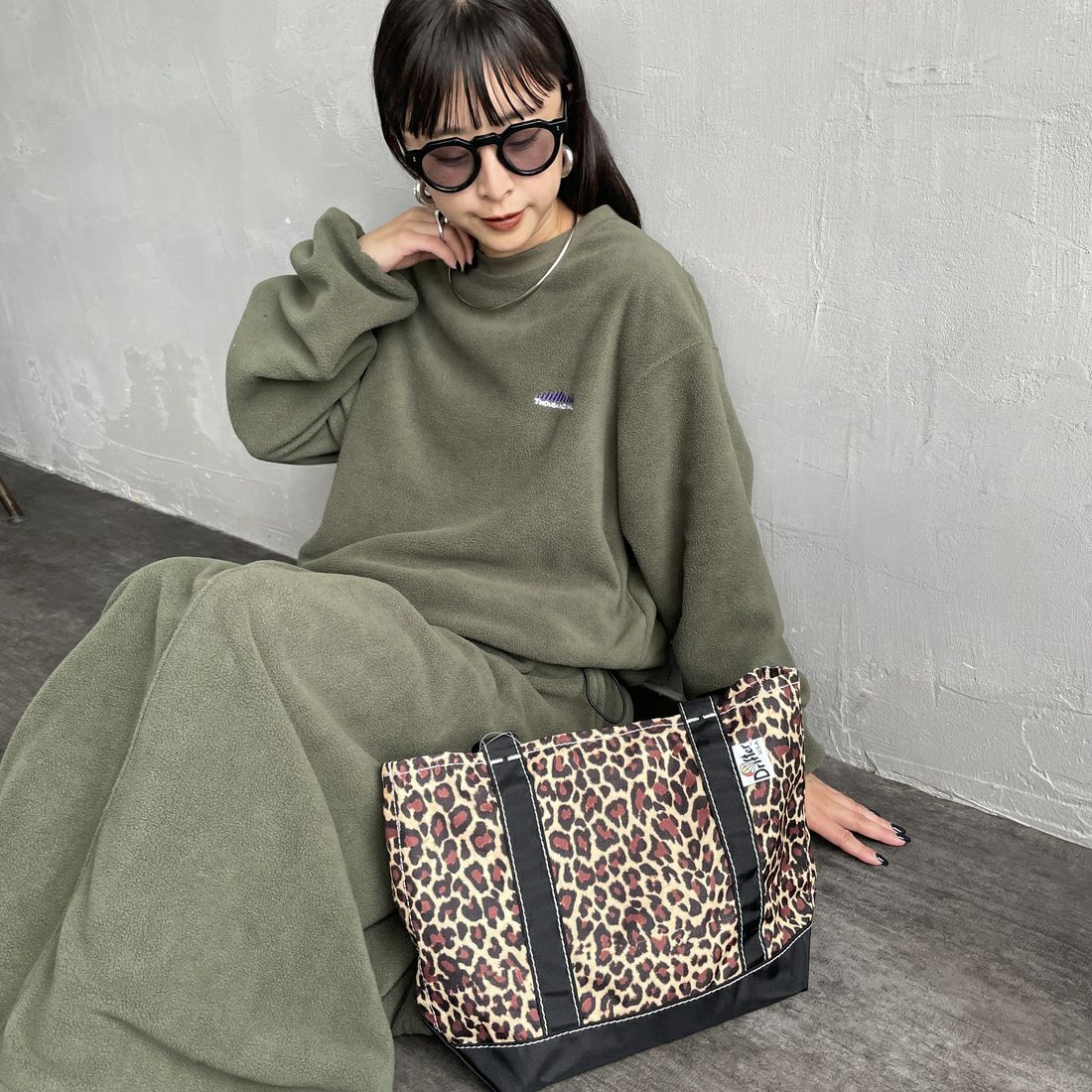 67 OLIVE&&モデル身長：150cm 着用サイズ：F&&