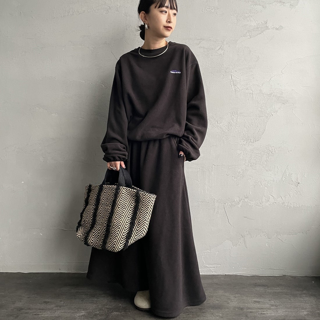 09 BLACK&&モデル身長：150cm 着用サイズ：F&&