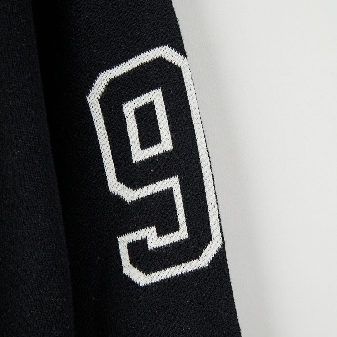 X-girl [エックスガール] ナンバリングジャガードニット [105254015005] BLACK