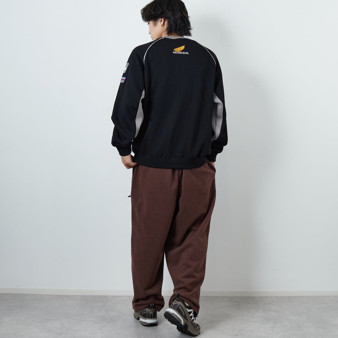 HONDA × JEANSFACTORY [ホンダ × ジーンズファクトリー] レーシングスウェット [JFC-254-088] BLACK &&モデル身長：179cm 着用サイズ：L&&
