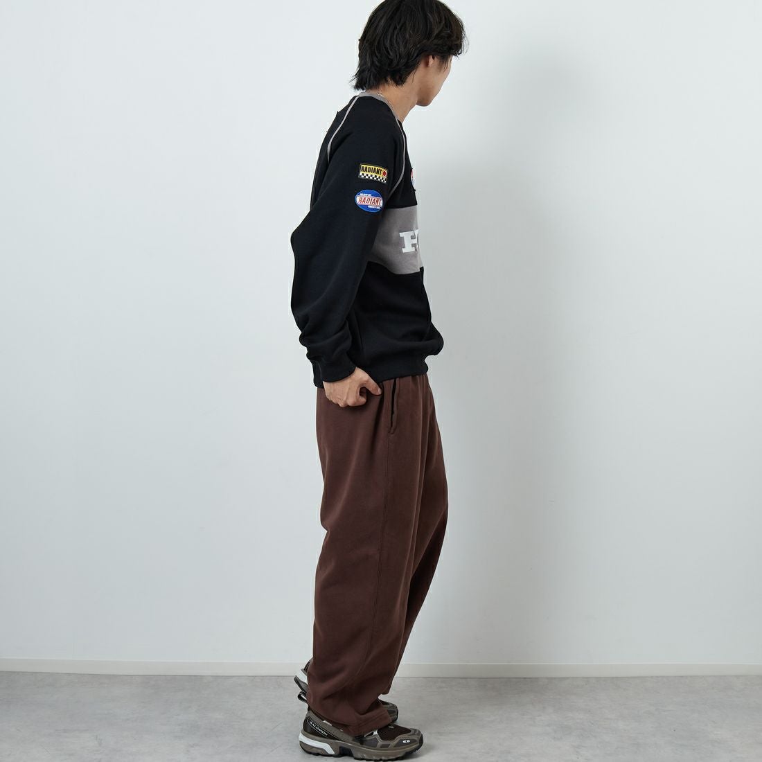 HONDA × JEANSFACTORY [ホンダ × ジーンズファクトリー] レーシングスウェット [JFC-254-088] BLACK &&モデル身長：179cm 着用サイズ：L&&
