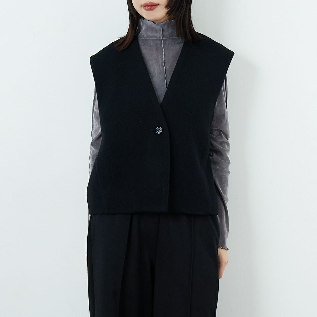 80 BLACK&&モデル身長：162cm 着用サイズ：36&&