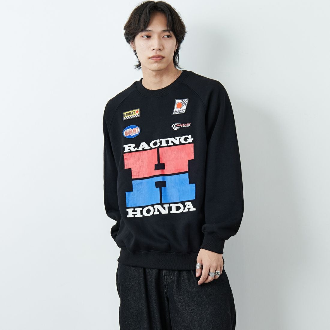 HONDA × JEANSFACTORY [ホンダ × ジーンズファクトリー] レーシングスウェット [JFC-254-089] BLACK &&モデル身長：179cm 着用サイズ：L&&