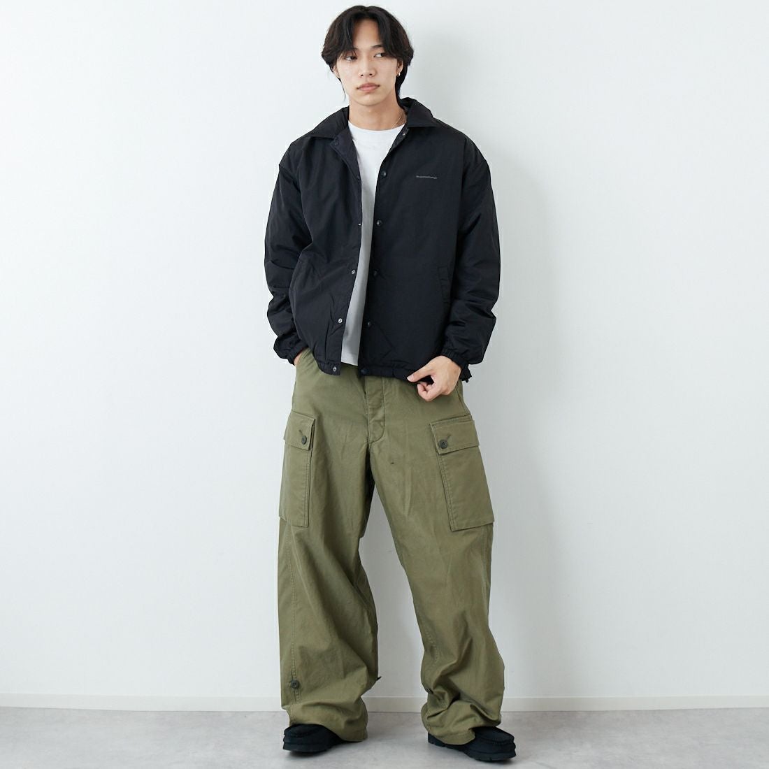 MANHATTAN PORTAGE [マンハッタンポーテージ] リバーシブル コーチダウンジャケット [25FW-MP-TAION08] 09 BLACK &&モデル身長：179cm 着用サイズ：M&&