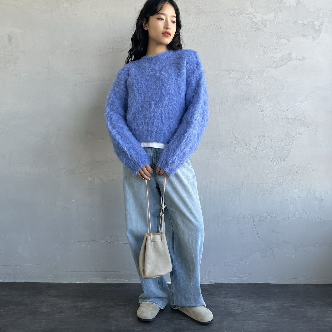 Noir Fabrik [ヌワールファブリック] シャギーニットプルオーバー [12600-WG] BLUE &&モデル身長：162cm 着用サイズ：F&&