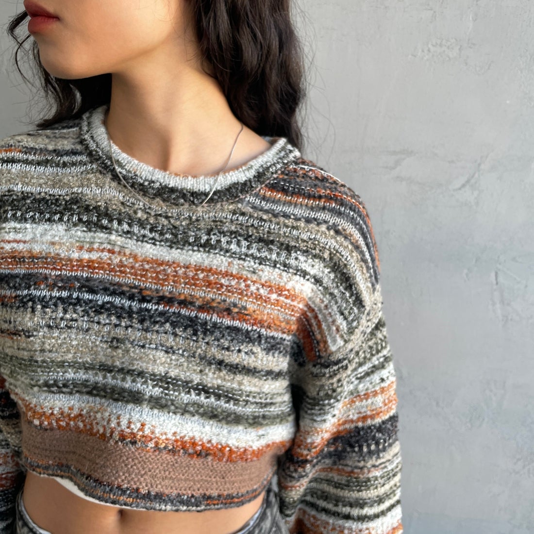 Noir Fabrik [ヌワールファブリック] ミックスヤーンクロップドニット [12612-WG] ORANGE &&モデル身長：162cm 着用サイズ：F&&