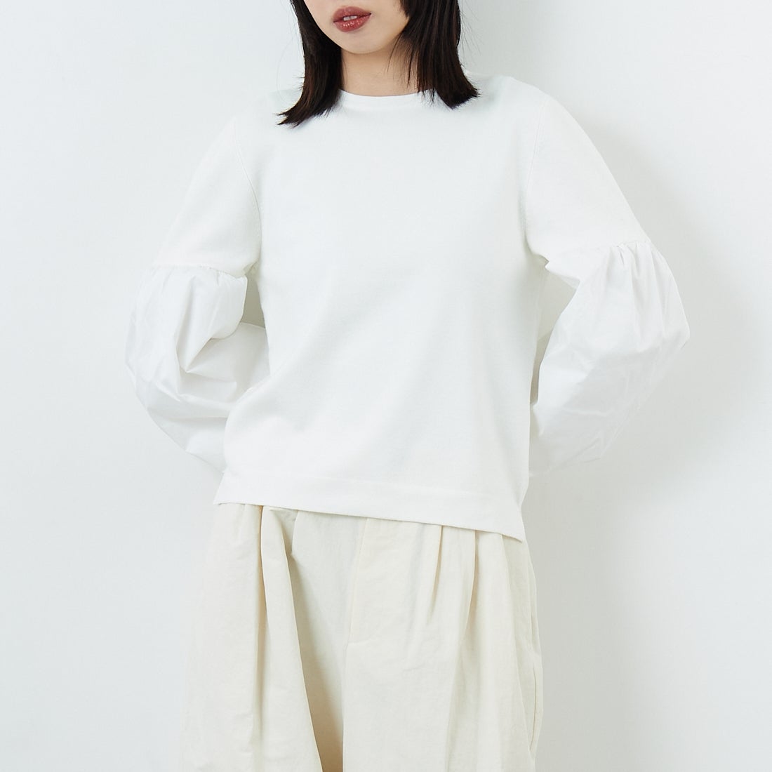 05 WHITE&&モデル身長：162cm 着用サイズ：F&&