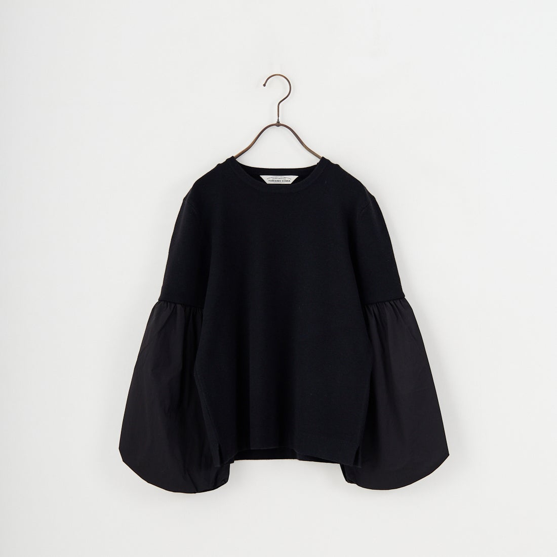 19 BLACK