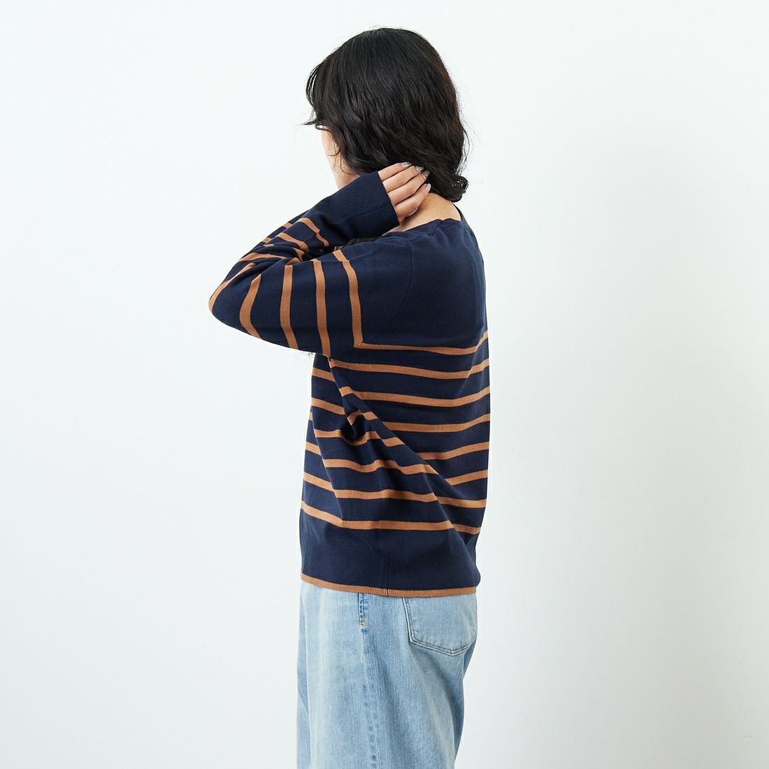 Jf Ready Made [ジェイエフレディメイド] スーパーストレッチVネックプルオーバー [3225401] ﾈｲﾋﾞｰ &&モデル身長：162cm 着用サイズ：F&&