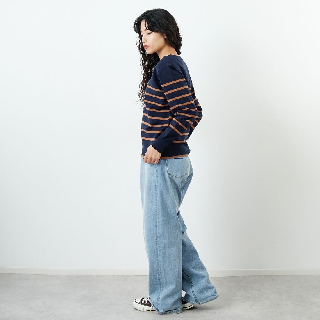 Jf Ready Made [ジェイエフレディメイド] スーパーストレッチVネックプルオーバー [3225401] ﾈｲﾋﾞｰ &&モデル身長：162cm 着用サイズ：F&&