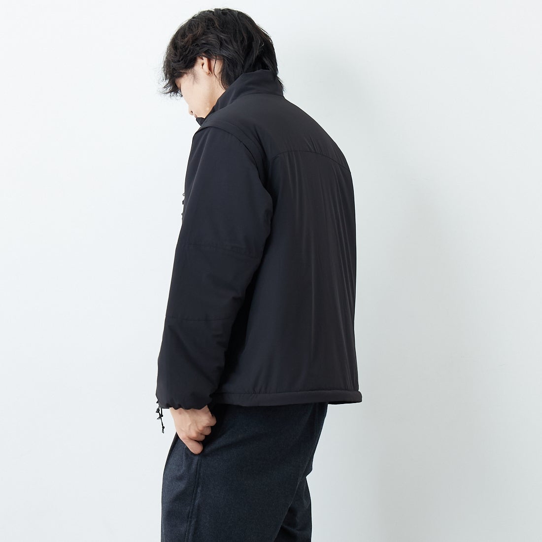 Jeans Factory Clothes [ジーンズファクトリークローズ] ECWCS スリングユニットジャケット [JFC-254-068] BLACK &&モデル身長：179cm 着用サイズ：M&&