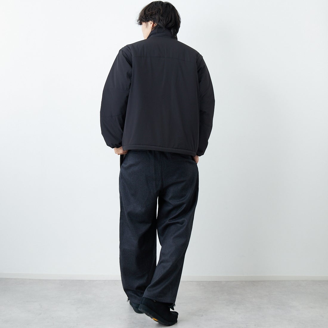 Jeans Factory Clothes [ジーンズファクトリークローズ] ECWCS スリングユニットジャケット [JFC-254-068] BLACK &&モデル身長：179cm 着用サイズ：M&&
