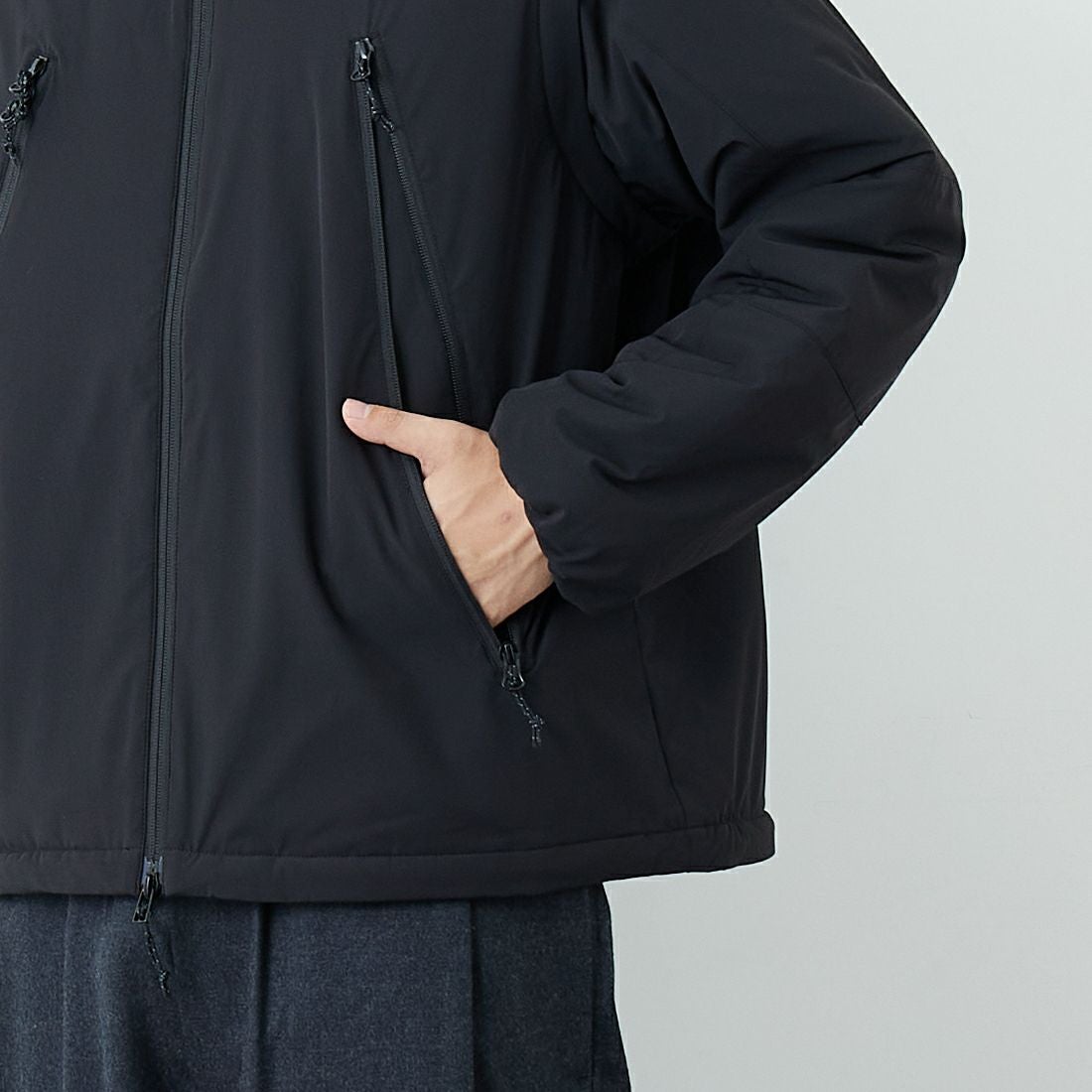 Jeans Factory Clothes [ジーンズファクトリークローズ] ECWCS スリングユニットジャケット [JFC-254-068] BLACK &&モデル身長：179cm 着用サイズ：M&&