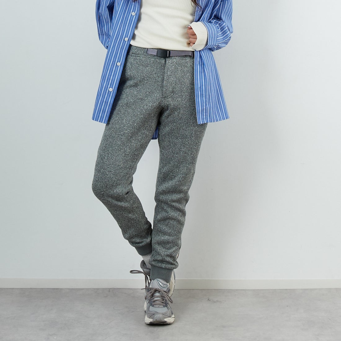 GRAMiCCi [グラミチ] ボンディングニットフリースナローリブパンツ [G2FU-P018] H.GREY &&モデル身長：162cm 着用サイズ：XS&&